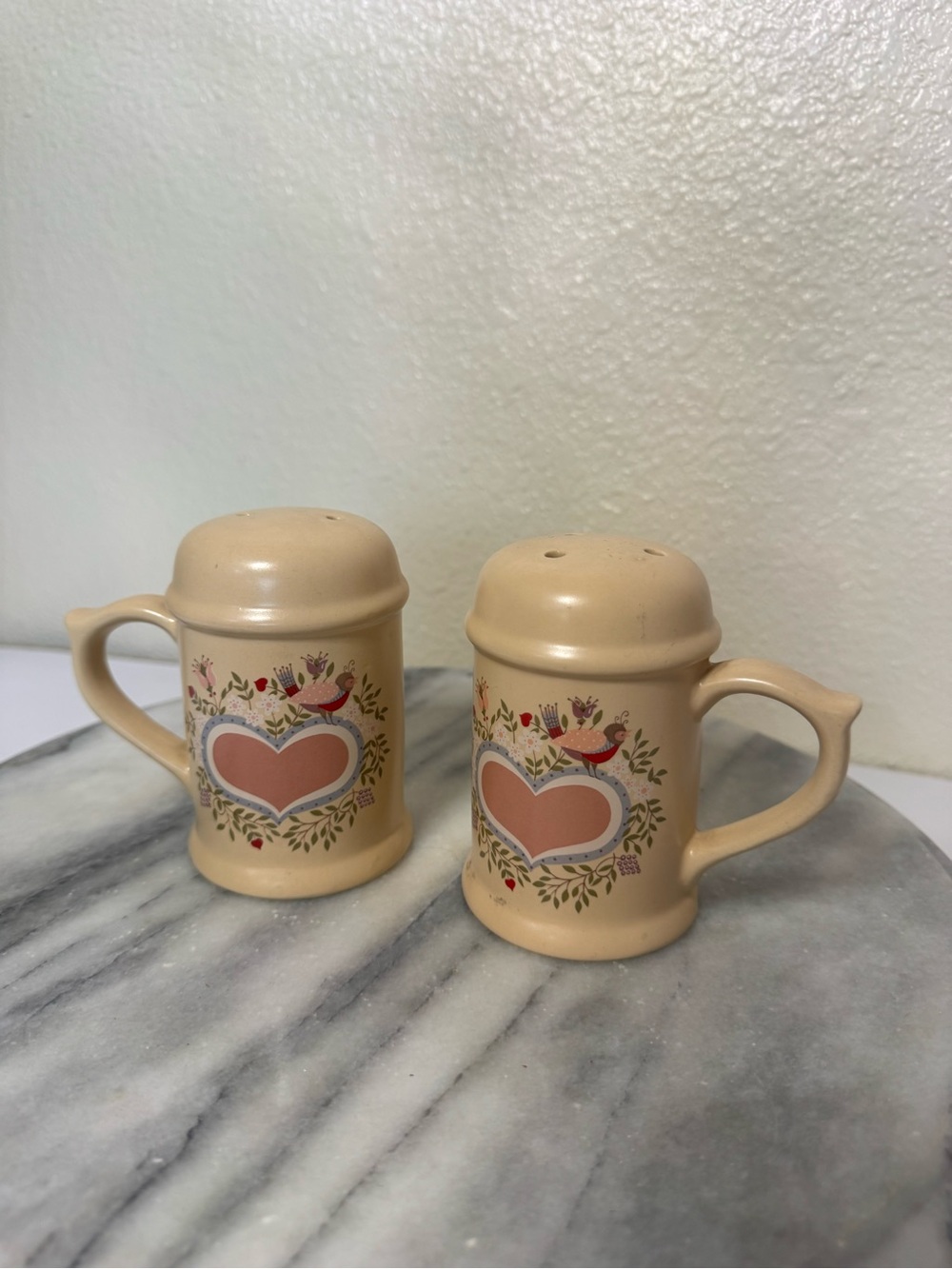 Cream Heart Pattern Salt & Pepper Shakers - Vintage